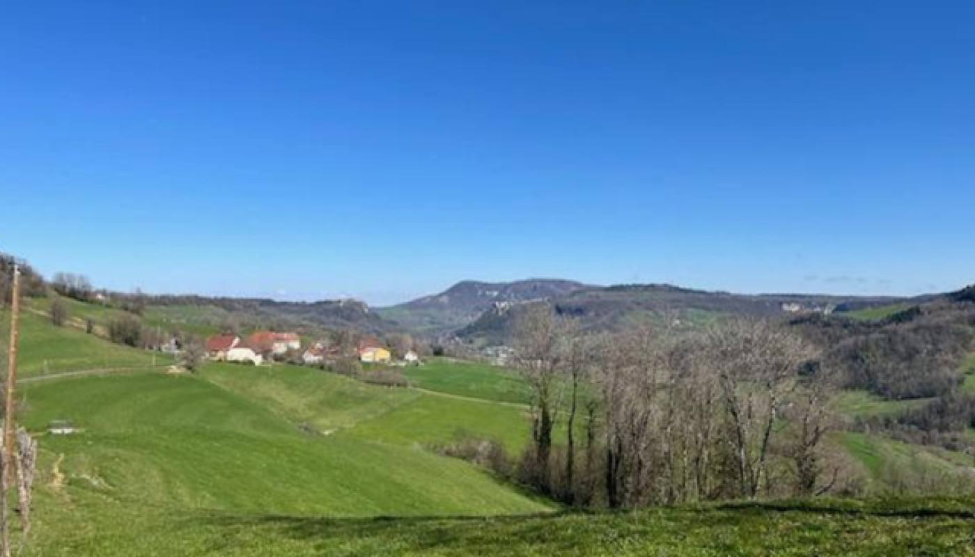 Besoin de vacances ressourçantes ? Découvrez ce gîte pour 2 personnes dans le Jura !